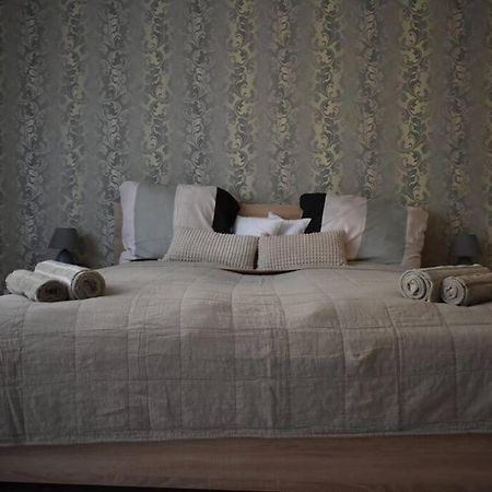 Kenyelmes Lakas Jo Helyen Apartment Budapest Bagian luar foto