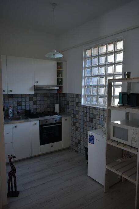 Kenyelmes Lakas Jo Helyen Apartment Budapest Bagian luar foto