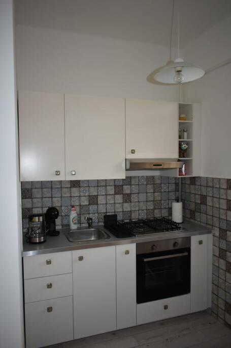 Kenyelmes Lakas Jo Helyen Apartment Budapest Bagian luar foto